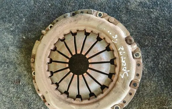 KIA Sportage Pressure plate 