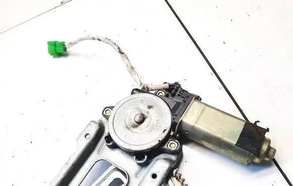 Subaru Legacy Rear door window regulator motor 62188ae00a mmr521-79