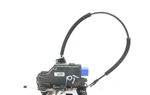 Seat Altea Rear door lock 7L0839016