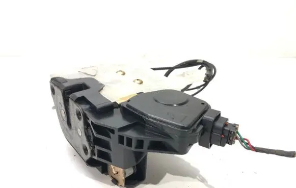 Hyundai Tucson JM Front door lock