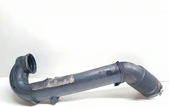 BMW 2 F46 Air intake hose/pipe 8511377 1105884 1105879