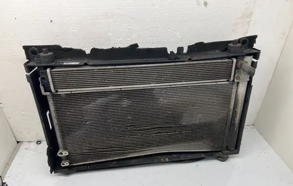 Toyota Auris E180 Bottom radiator support slam panel 160400T490 100722
