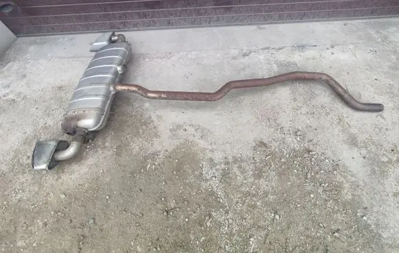 Volkswagen Touareg II Muffler/silencer 