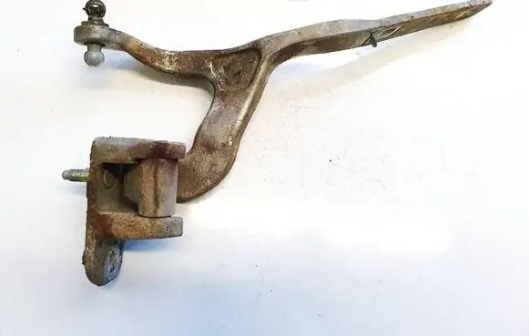 Mercedes-Benz E W211 Tailgate/trunk/boot hinge zr0711