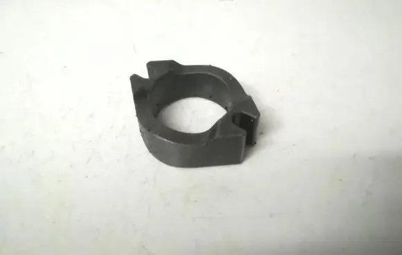 Subaru Legacy Fuel Injector clamp holder