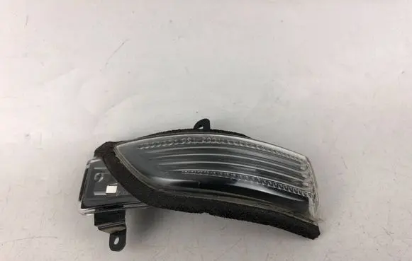 Subaru Outback (BS) Mirror indicator light 