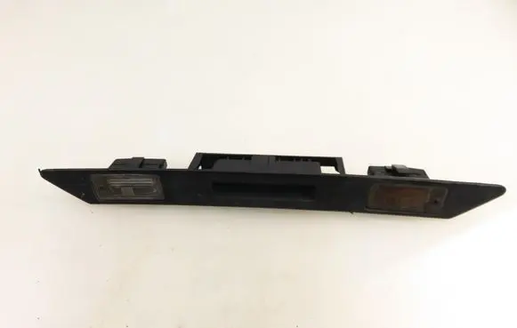 Audi A4 S4 B7 8E 8H Trunk door license plate light bar 8F4827574