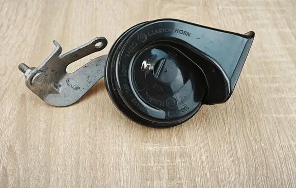 Audi A5 Horn signal 8W0951221A