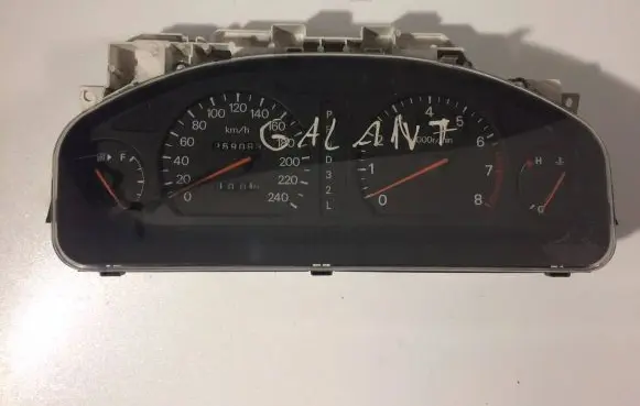 Mitsubishi Galant Speedometer (instrument cluster) MR216543