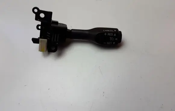 Toyota Corolla Verso AR10 Cruise control stalk 8463234011