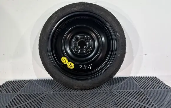 Toyota Yaris R16 spare wheel