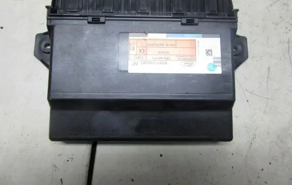 Ford Kuga I Comfort/convenience module 8M5T19G481AF