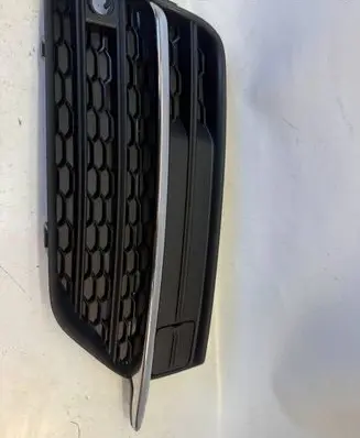 Volvo XC90 Front bumper lower grill 31383442