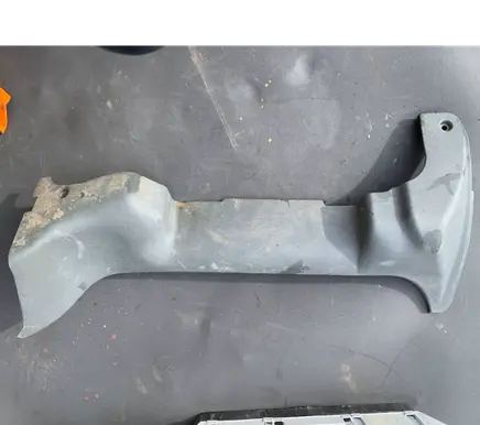 Mitsubishi Canter Other sill/pillar trim element MC140830
