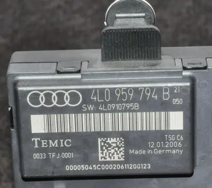 Audi Q7 4L Door control unit/module 4L0910795B 4L0959794B