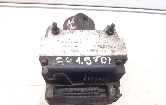 Audi A4 S4 B5 8D ABS Pump 8D0614111 661173702 561173702