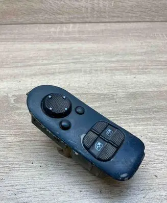 Volkswagen Sharan Wing mirror switch 1H0959565