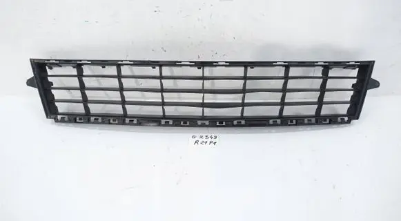 Renault Clio III Tow hook cap/cover P0019389
