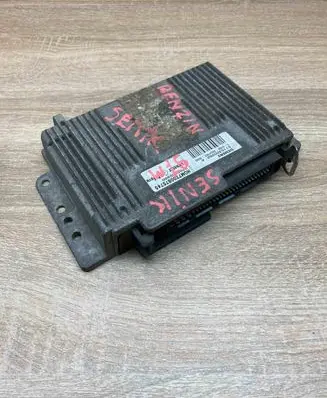 Renault Scenic I Engine control unit/module ECU 7700875745 S115300202A