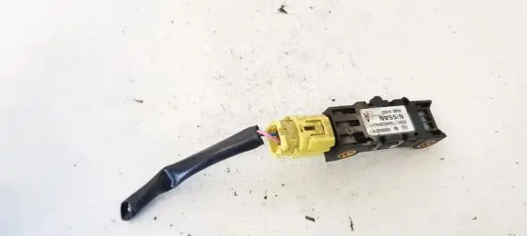 Nissan Primera Airbag deployment crash/impact sensor 98830av600 01701