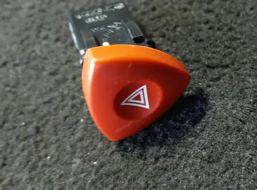 Renault Espace IV Hazard light switch 1304A