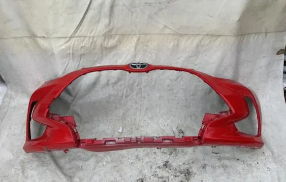 Toyota Yaris XP210 Front bumper