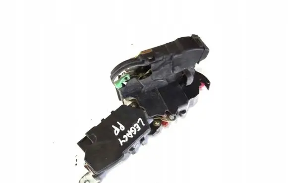 Subaru Legacy Front door lock