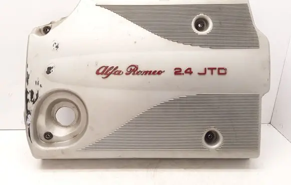 Alfa Romeo 166 Engine cover (trim)