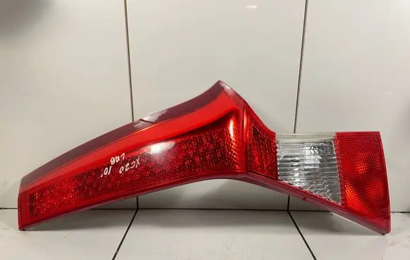 Volvo XC70 Rear/tail lights 164398 164392