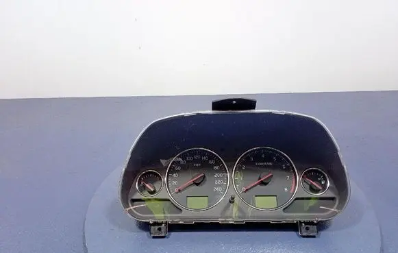 Nissan NV400 Speedometer (instrument cluster) 30662280
