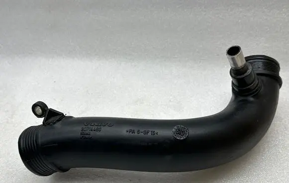 Volvo XC90 Intercooler hose/pipe 30714480 BS90A