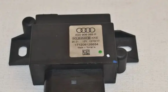 Audi A6 S6 C7 4G Fuel injection pump control unit/module 4G0906093H 171206126634