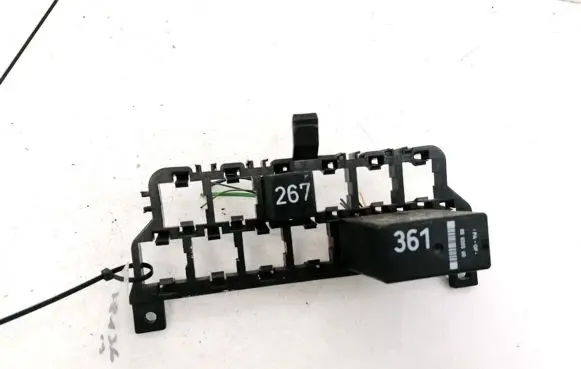 Audi A4 S4 B5 8D Fuse box set 8D0937503