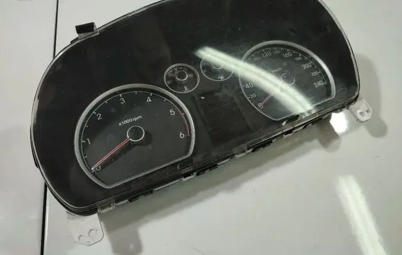 Speedometer (instrument cluster)