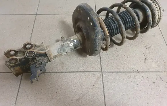 Peugeot 508 Front shock absorber with coil spring 9676832280