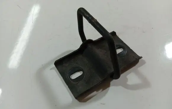 Mercedes-Benz A W169 Rear door lock loop/hook striker A1698800160