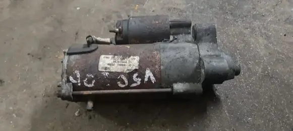 Volvo V50 Starter motor 30795404