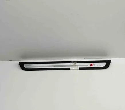 Audi Q5 SQ5 (A) pillar trim 8R0853373G 8R0853373