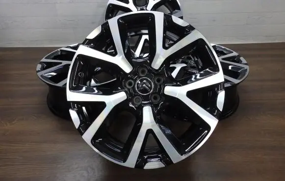 R19 alloy rim