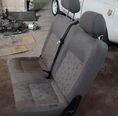 Volkswagen Transporter - Caravelle T5 Second row seats 