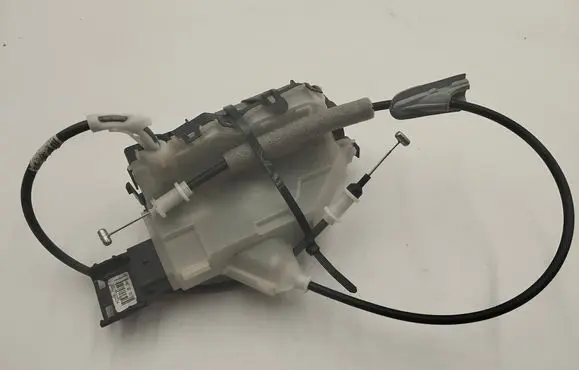 Peugeot 3008 II Rear door lock PSA237290 2497M079515 16943629