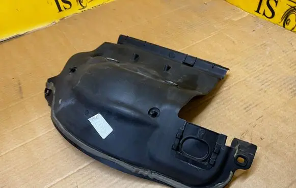 Mercedes-Benz GL X166 Engine hood trim A1666209100