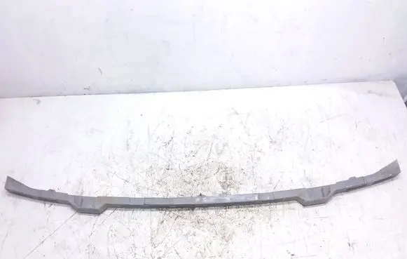 Volkswagen Transporter - Caravelle T4 Front bumper mounting bracket 701807183B