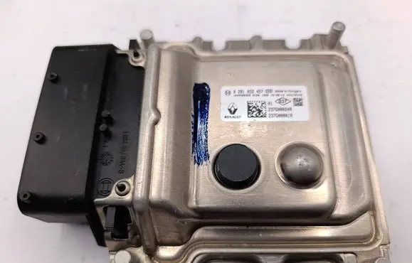 Renault Trafic III (X82) Adblue control unit 0281032457 237G00001R 237G00024R