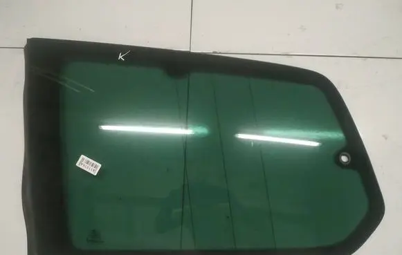 Ford Galaxy Rear side window AS3
