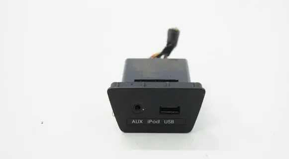 Hyundai ix35 AUX in-socket connector 961102S000TAN