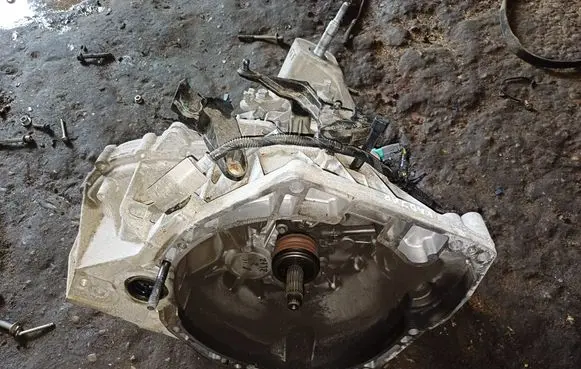 Renault Kadjar Manual 6 speed gearbox TL4083
