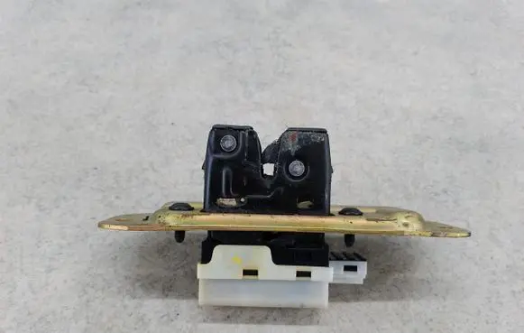 Renault Espace IV Tailgate lock latch 