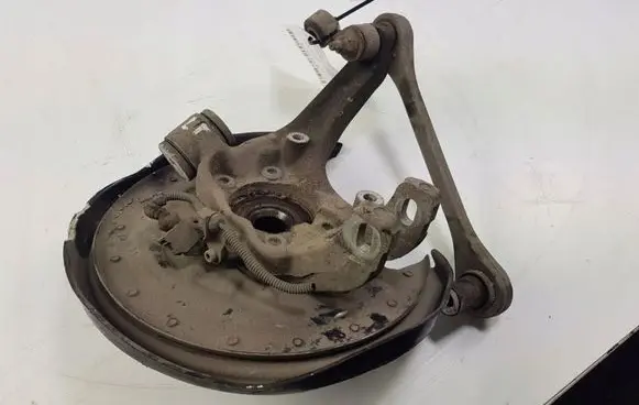 Volkswagen Phaeton Rear wheel hub spindle/knuckle 