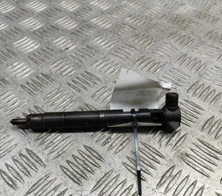 Mercedes-Benz Sprinter W906 Fuel injector